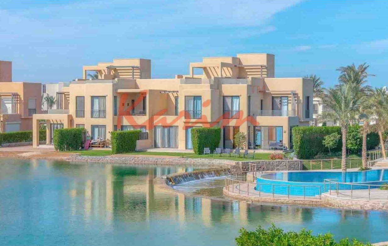 Town house for sale in El Gouna Tawila in Hurghada - 3 Bed Sale