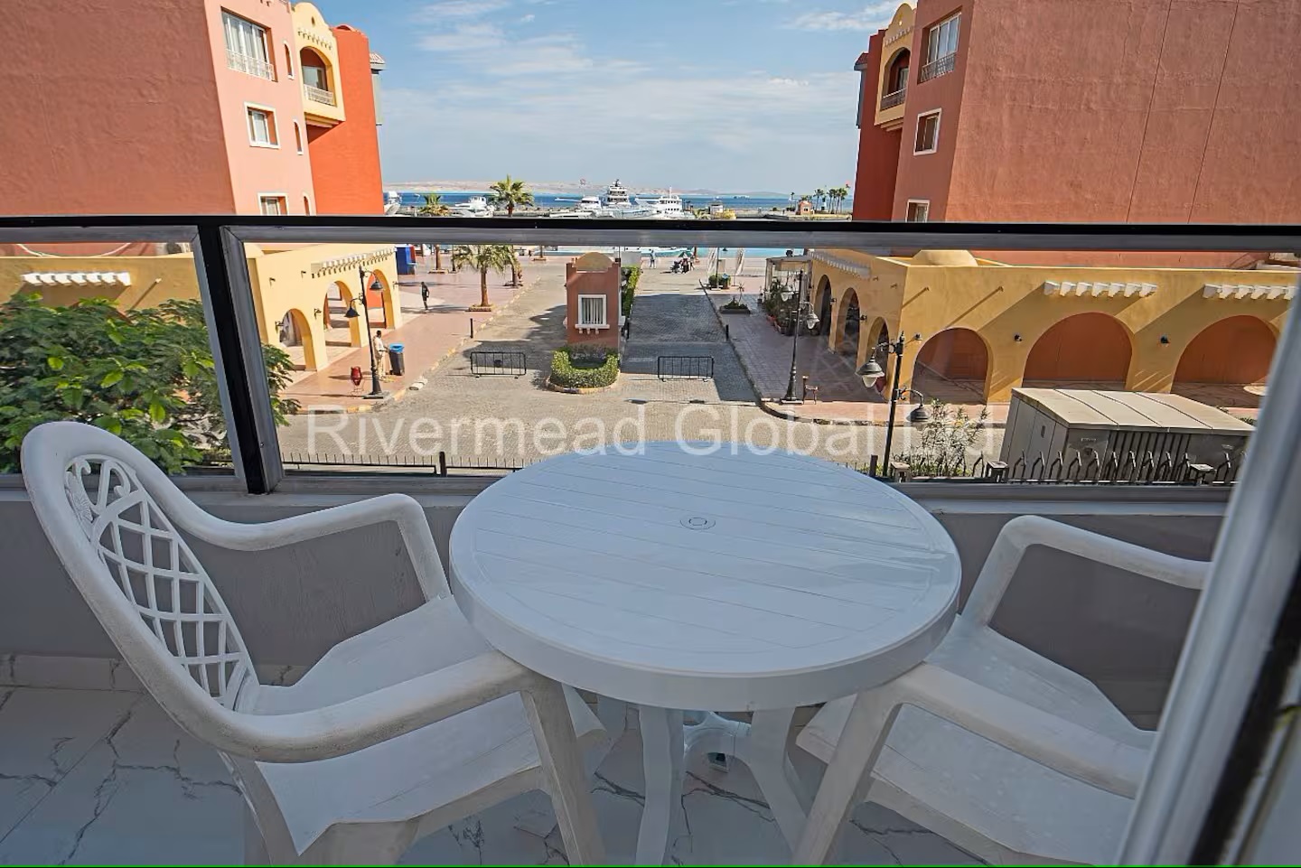 2 Bedroom Apartment with Sea and Marina View – zdjęcie 6