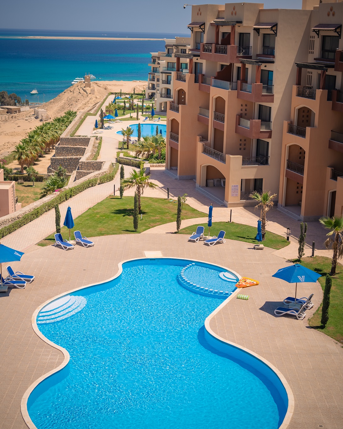 1-Bedroom Apartment for Sale in Edge View Hurghada – 87 m²