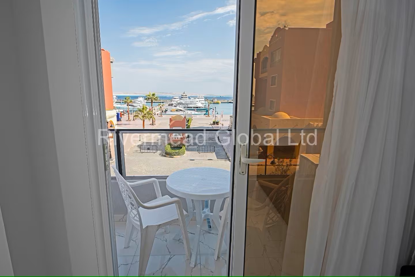 2 Bedroom Apartment with Sea and Marina View – zdjęcie 15
