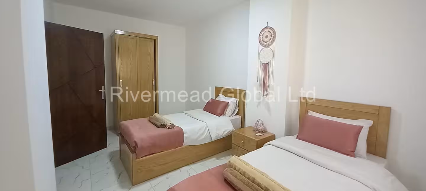 2 Bedroom Apartment with Sea and Marina View – zdjęcie 16
